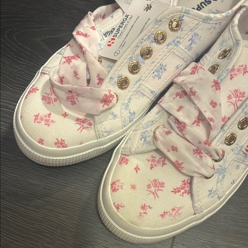 Precious Floral Canvas Sneakers MAJOR LOVESHACKFANCY VIBES 💐 💕